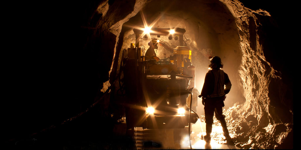 Asegura López Obrador que su gobierno no dará más concesiones a empresas mineras