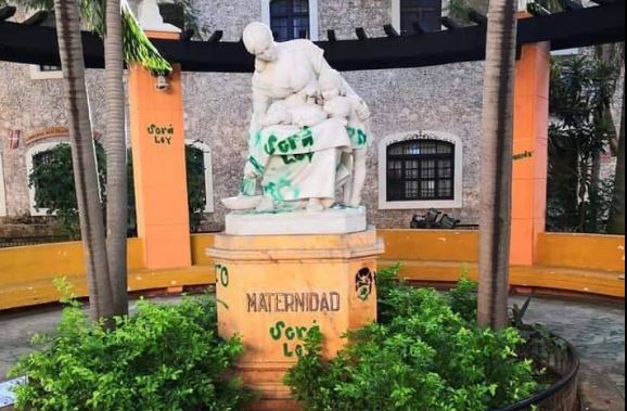 Ayuntamiento de Mérida condena actos vandálicos en monumentos de la ciudad