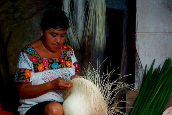 Estados del sureste firman alianza Maya para fortalecer las raíces culturales