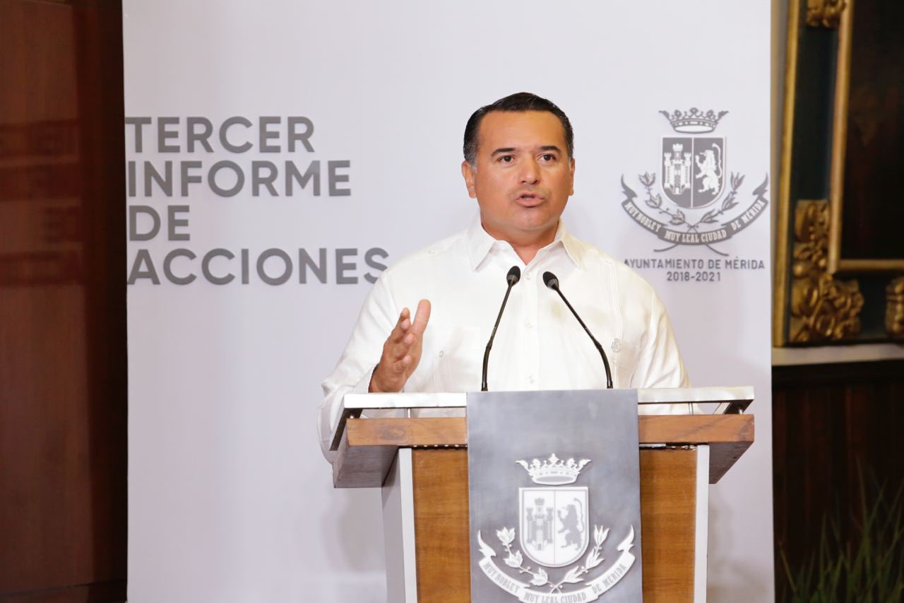Renán Barrera presenta su 3er Informe de Acciones