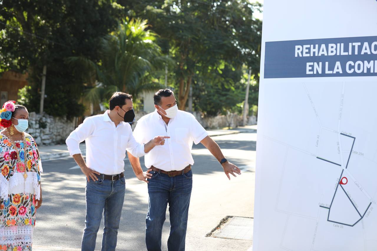 Mauricio Vila y Renán Barrera entregan vialidades rehabilitadas en la comisaría de Noc Ac