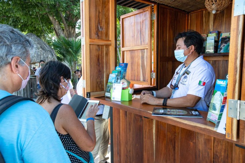 Ponen en marcha módulos de información turística en Tulum
