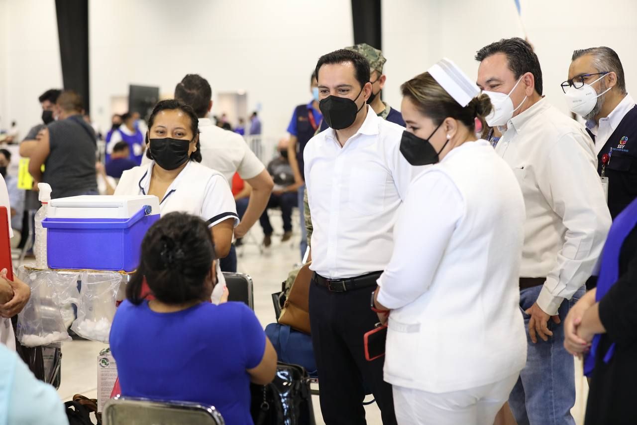 Mauricio Vila presume mejoras en los servicios de salud en Yucatán