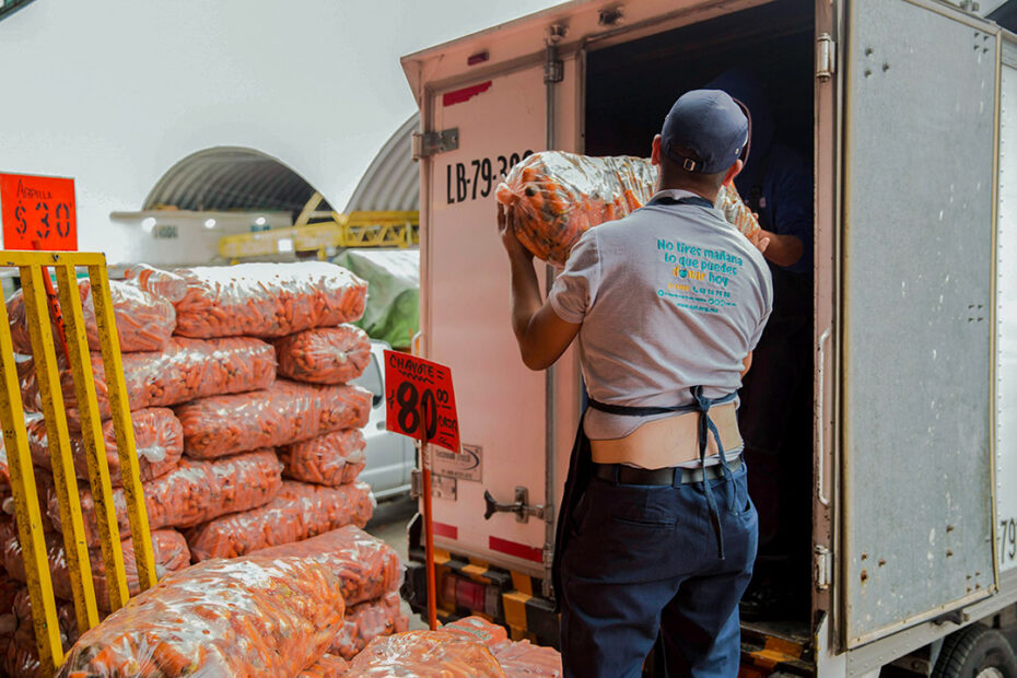 LOS CAPITALES: Estrategia para combatir el hambre de 25 millones de mexicanos