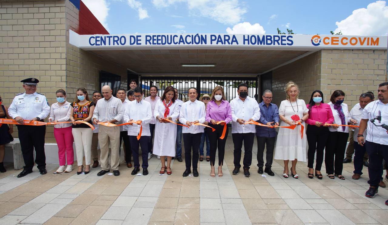 Carlos Joaquín inaugura Centro de Erradicación de Conductas Violentas hacia las Mujeres