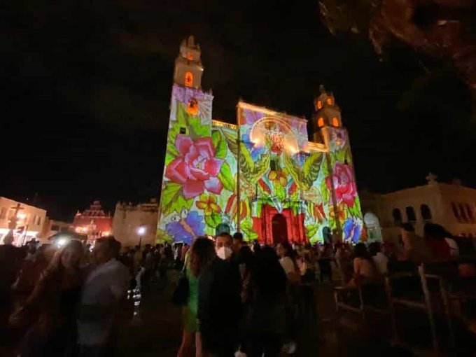 ‘La Noche Blanca‘ llena de cultura a las calles de Mérida