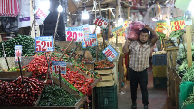 ANÁLISIS A FONDO: La inflación bajó, pero repuntará; la tasa de interés podría ser, mañana, de 10%