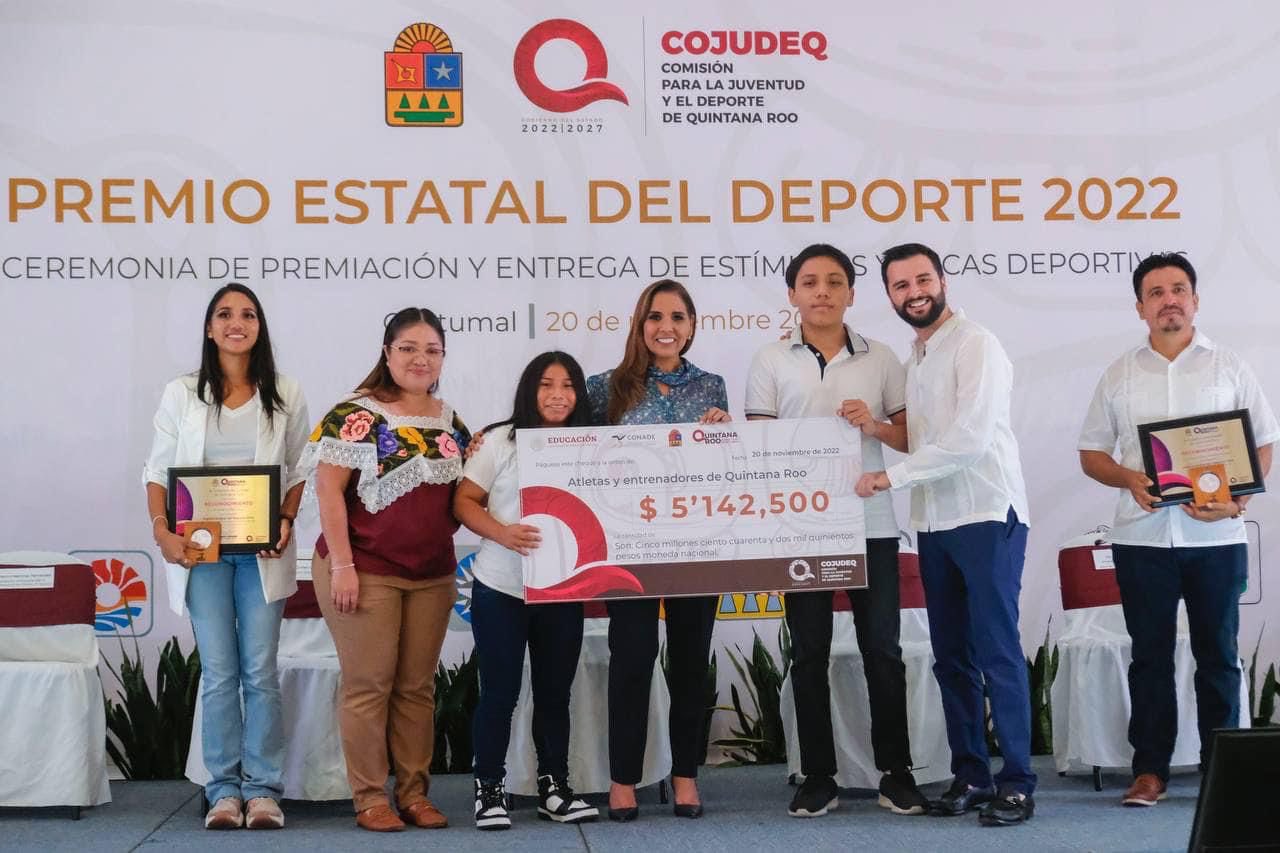 Mara Lezama entrega el Premio Estatal del Deporte 2022