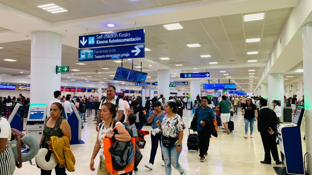 Aeropuerto de Cancún supera las 700 operaciones en un solo día