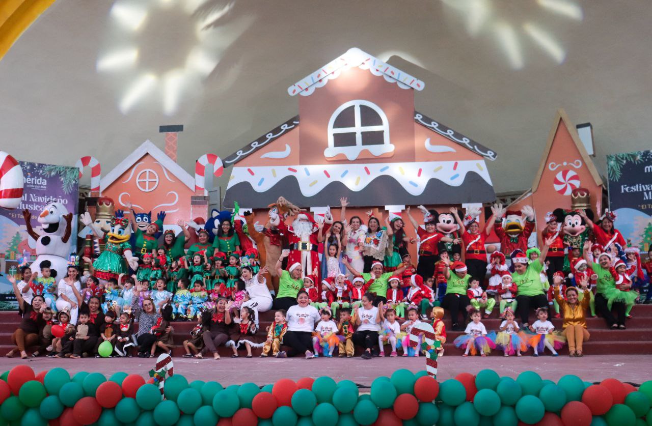 Presentan el espectáculo 'El Taller de Santa' como clausura de los Cendis en Mérida