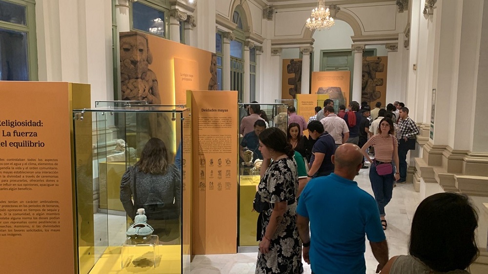 Museo Palacio Cantón abre exposiciones con vestigios de Ek Balam y Maní