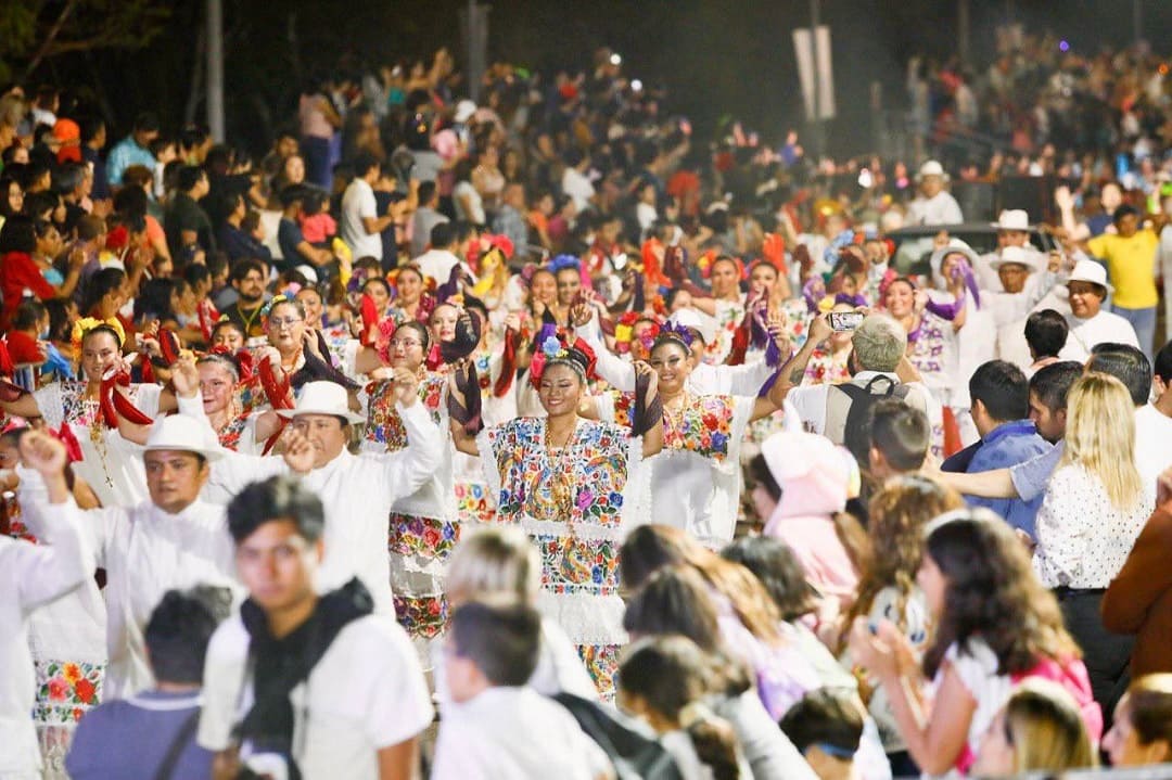 Tradición yucateca destaca en el Lunes Regional del Carnaval de Mérida 2023