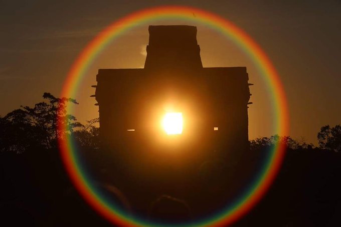 ''Kin'', dios maya del Sol, anuncia la entrada de la primavera en Dzibilchaltún, Yucatán