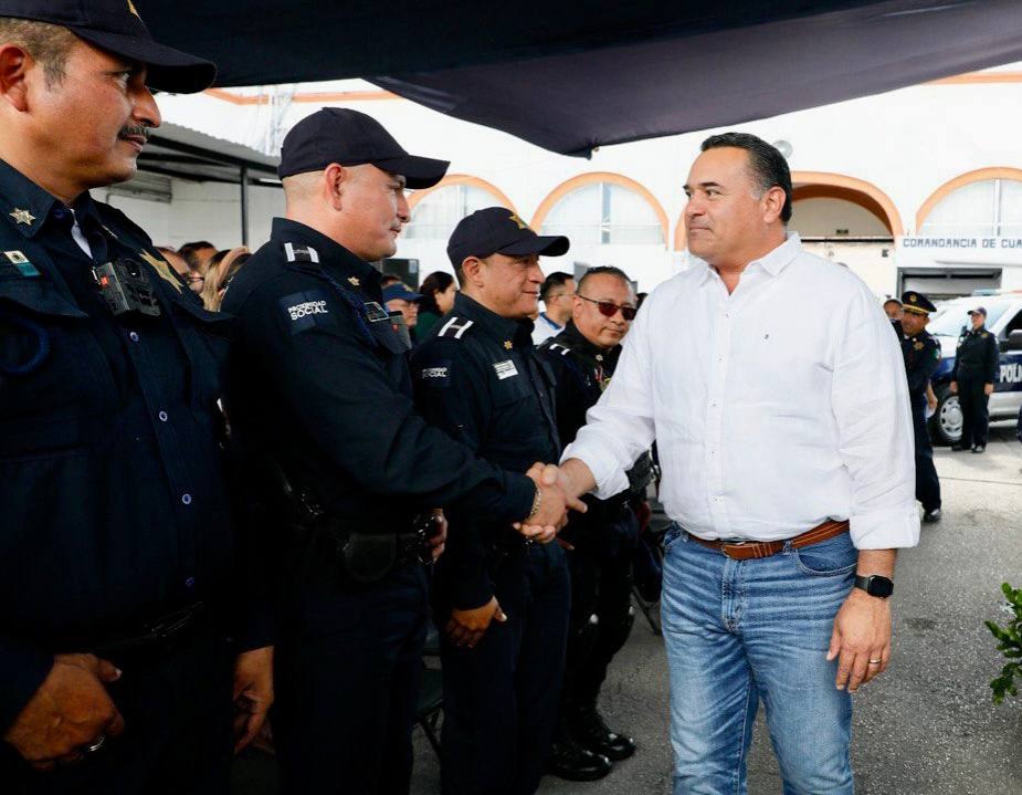 Policías de Mérida cuentan con tecnología que permite revisar su actuación: Renán Barrera