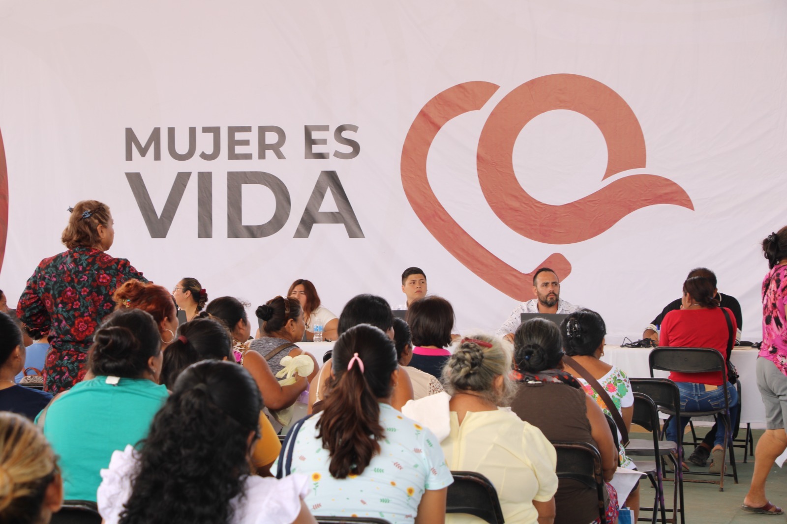 Gobierno de Quintana Roo inicia entrega de los apoyos alimentarios “Comemos Tod@s”