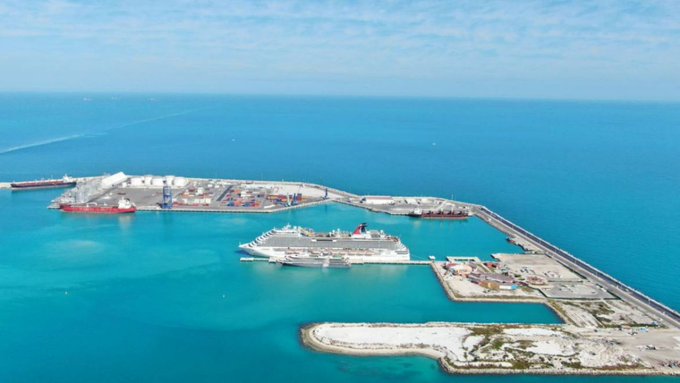 Mauricio Vila pide al Congreso de Yucatán más de 3 mil mdp para ampliación del Puerto de Altura de Progreso