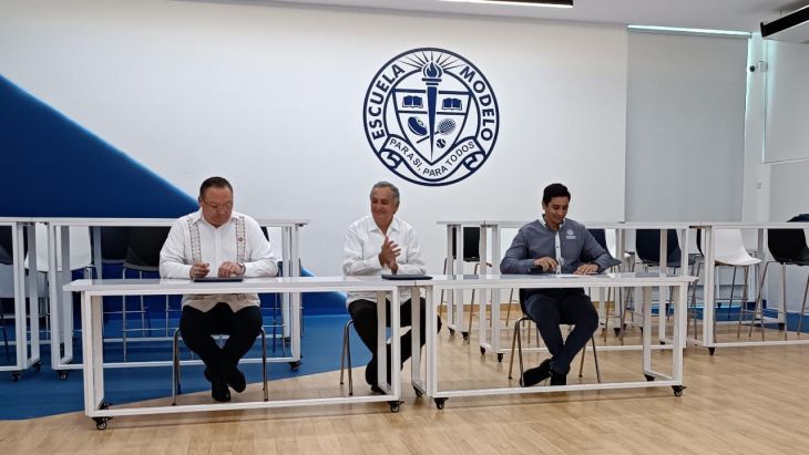 Universidad Modelo y el Tecnológico de Mérida firman convenio de colaboración