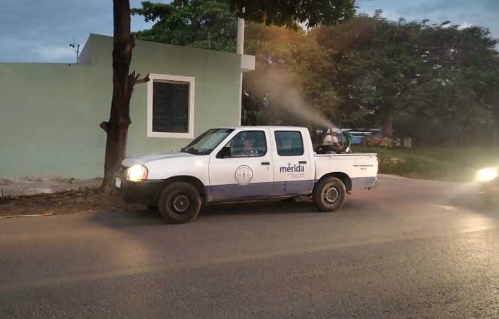 Impulsan fumigación de escuelas en las comisarías de Mérida