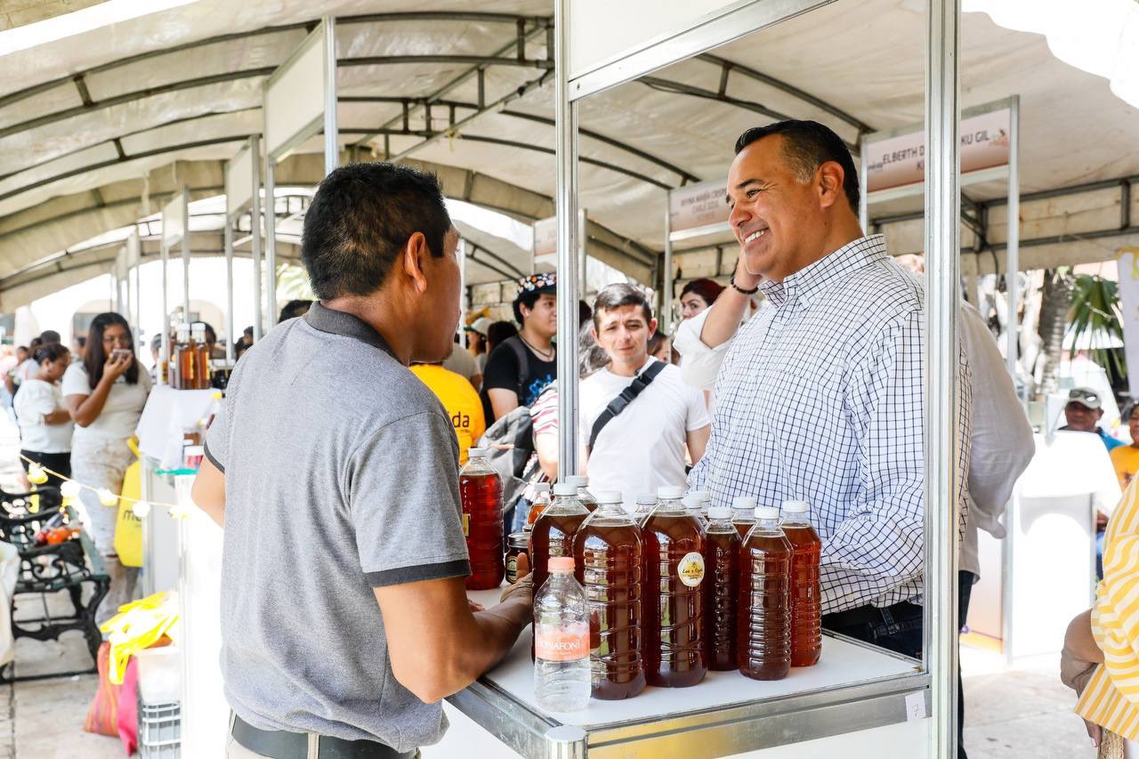 Realizan el 1er Festival de la Miel en Mérida