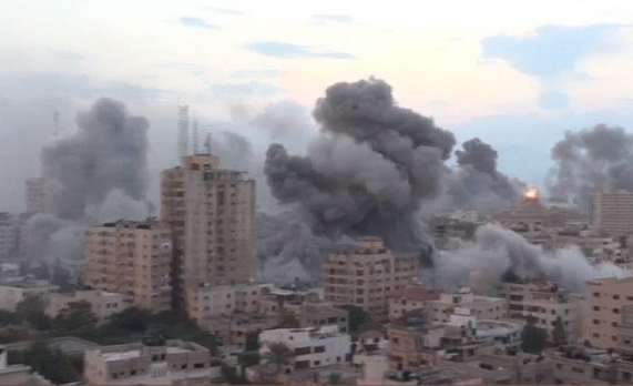 Israel promete un asedio total de Gaza mientras ataca el territorio palestino tras la incursión de Hamás