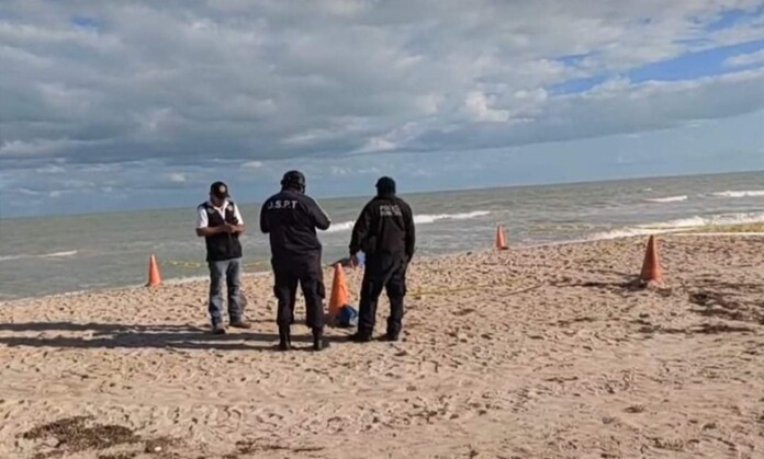 Mujer es encontrada sin vida en el malecón de Progreso, Yucatán