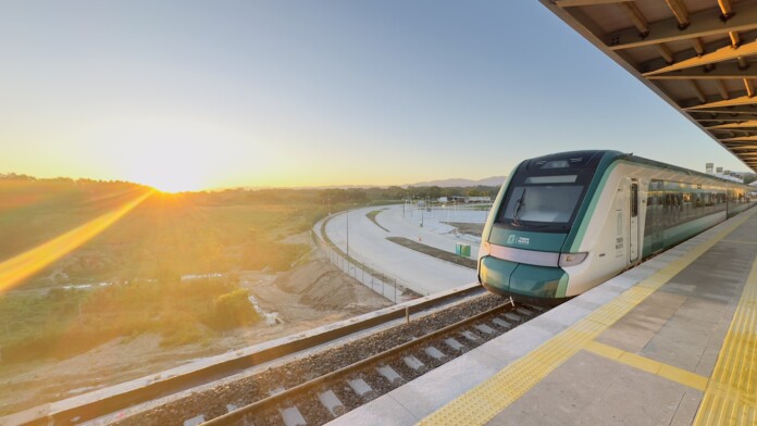Desde su inauguración, Tren Maya ha trasladado a 37 mil 601 pasajeros: Lozano Aguila