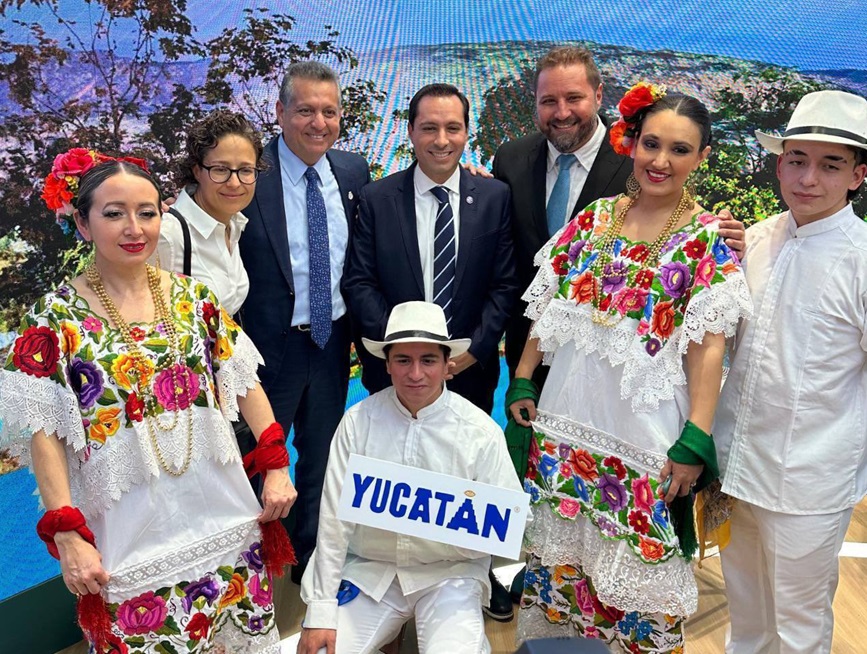 Mauricio Vila promociona a Yucatán en la FITUR 2024