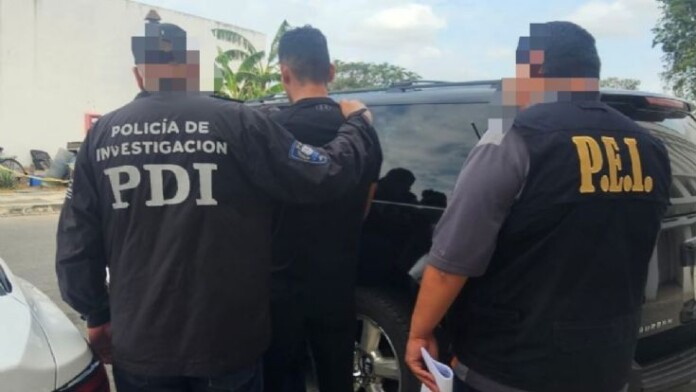 Detienen en Mérida a hombre que amenazaba a mujer con publicar fotos de ella