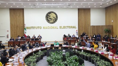 INE ‘tumba’ candidaturas de Alberto Esquer y Eliseo Fernández al Senado