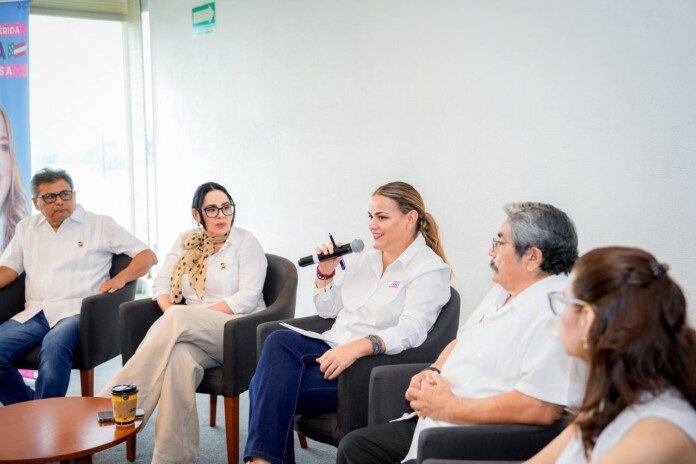 Cecilia Patrón presenta su Plan “Una sola Mérida” ante Colegios de Profesionistas