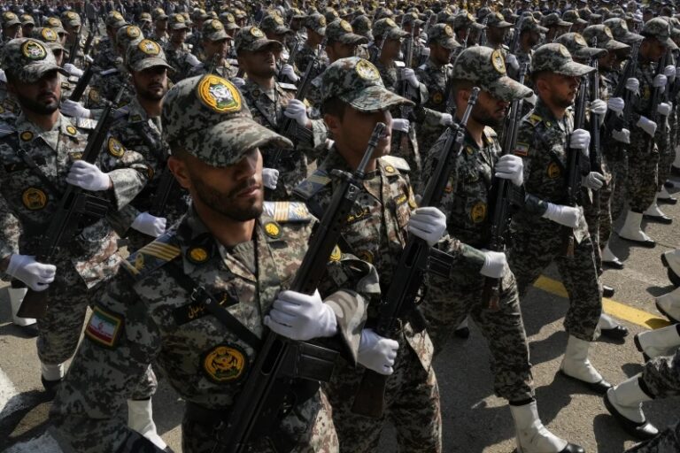 El presidente de Irán advierte sobre una respuesta “masiva” si Israel lanza la “pequeña invasión”