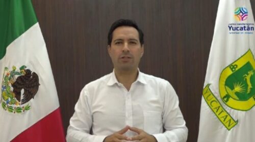 Mauricio Vila anuncia incremento salarial para maestros en Yucatán