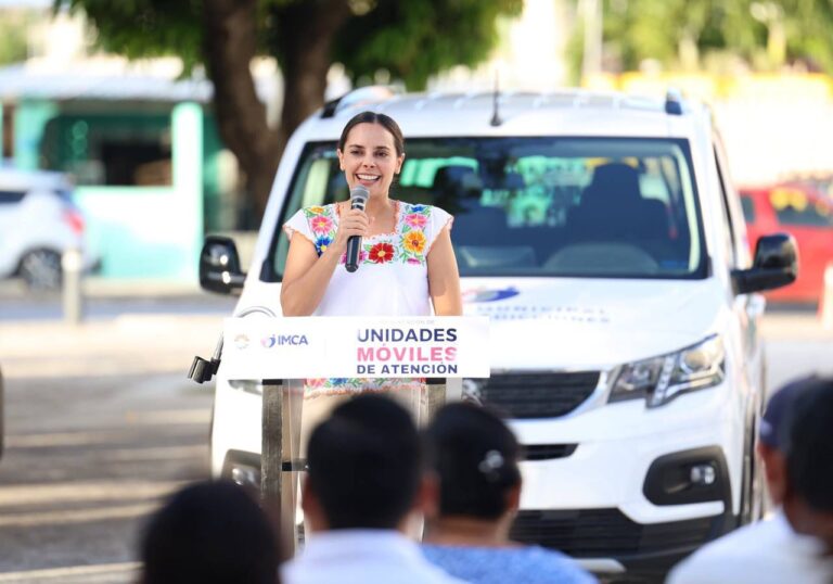 Ana Paty Peralta dota de parque vehicular al IMCA