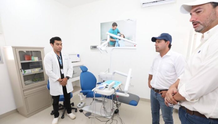 Mauricio Vila entrega trabajos de remodelación del centro de salud de Nohbec, en Dzucacab