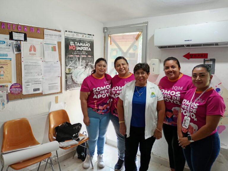 IQM acerca servicios gratuitos a mujeres de comunidades rurales de Bacalar