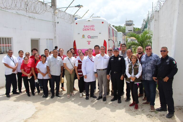 Caravanas “Salud para Tod@s” llegan al CERESO de Cancún