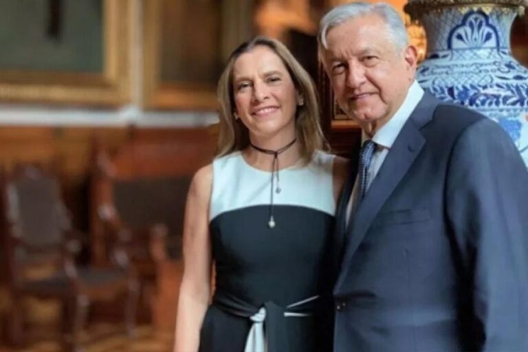 Felicita AMLO a Beatriz Gutiérrez Müller por su nuevo libro, “Feminismo Silencioso”