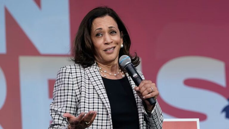 Kamala Harris arranca campaña a ritmo de Beyoncé y lanza duras críticas a Donald Trump