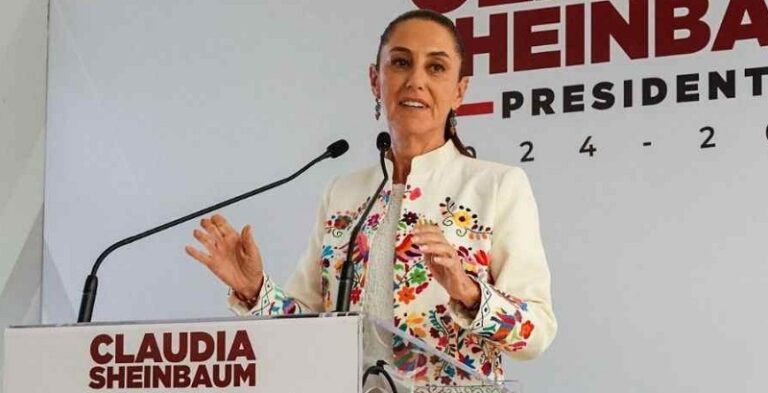 Piden intelectuales a Sheinbaum no alejarse del pueblo, ni fragmentar el poder