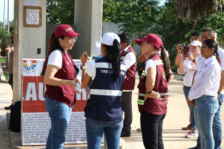 Ana Paty Peralta constata clausura de fraccionamiento irregular