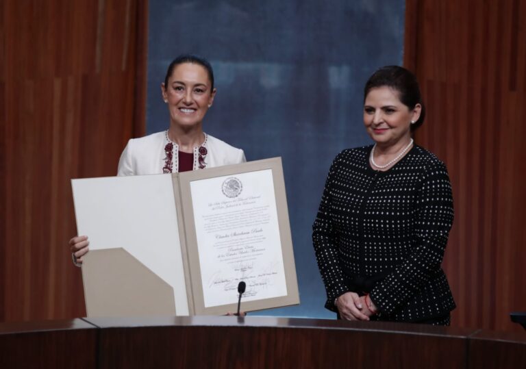 Claudia Sheinbaum ya es presidenta electa; le entregan su constancia de mayoría