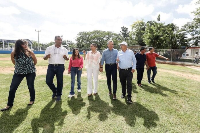 Entregan remodelación del Parque Cantaritos