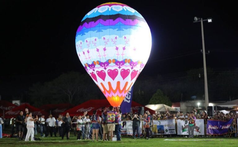 ¡No te pierdas el Festival del Globo Maya en Tahmek!