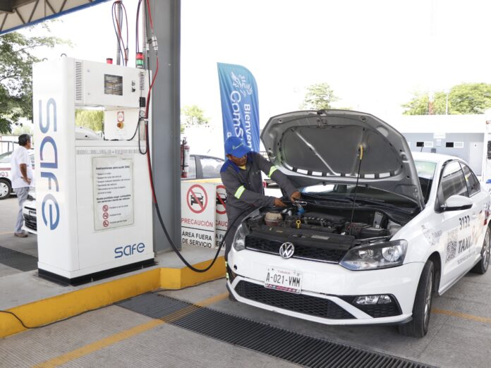 Villahermosa cuenta con nueva estación de gas natural para automóviles