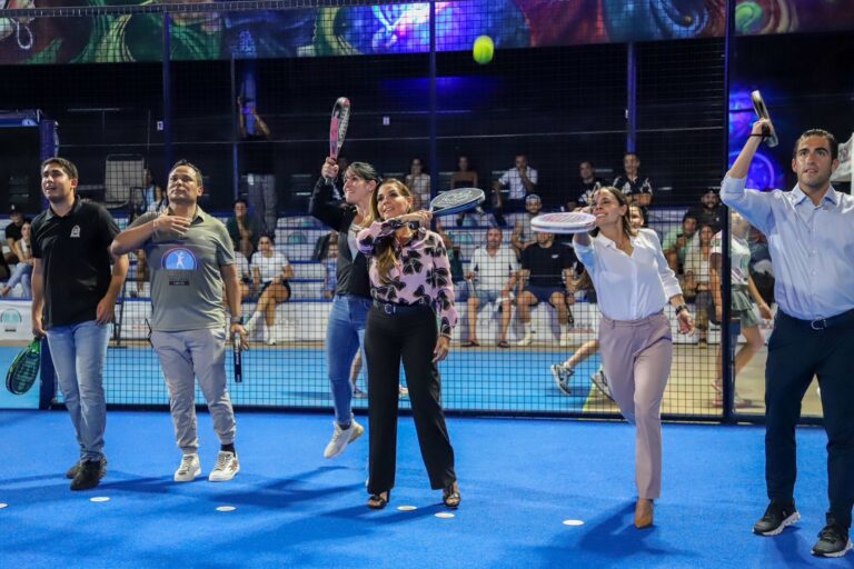 Mara Lezama inaugura Torneo de Pádel “Alianza Desafío Tour”