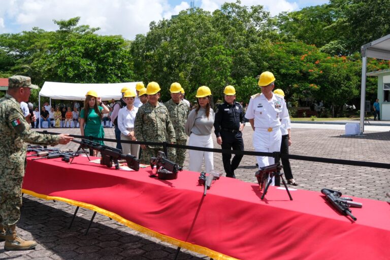 Destruyen más de 300 armas decomisadas en Quintana Roo