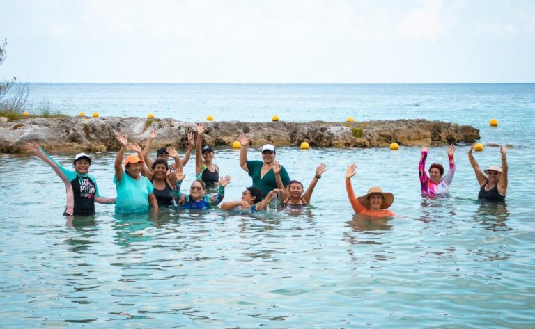 FPMC celebra Día de las Personas Adultas Mayores con paseo en el Parque Natural Chankanaab