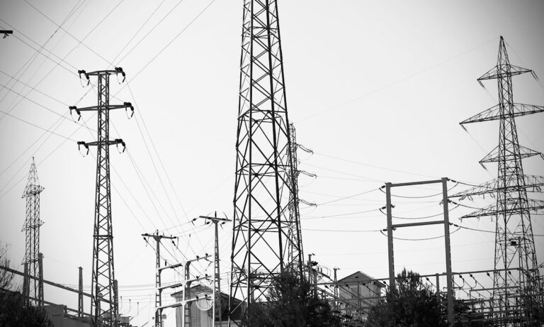 CFE Distribución presenta resultados financieros favorables: genera ingresos por 88 mil 588 mdp y alcanza una cobertura en la electrificación del 99.51%
