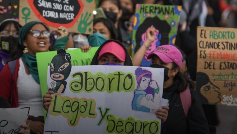 SCJN deroga artículos del Código Penal que criminalizan el aborto en Yucatán