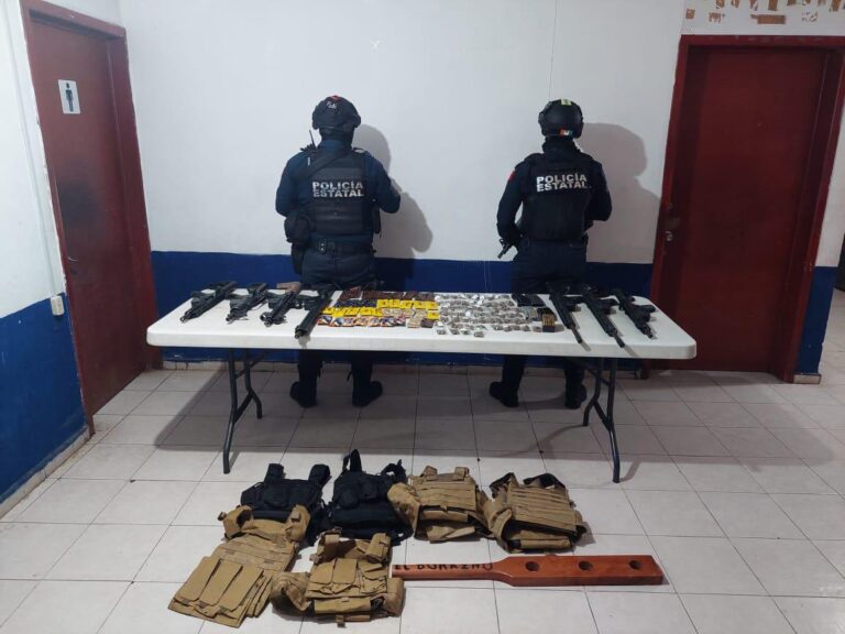 Aseguran armamento y droga en Jalapa, Tabasco